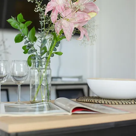Apartment Nelale *